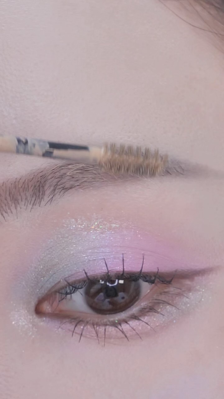 エテュセ アイエディション(ブロウコンシーラー)/ettusais/その他アイブロウの動画クチコミ1つ目