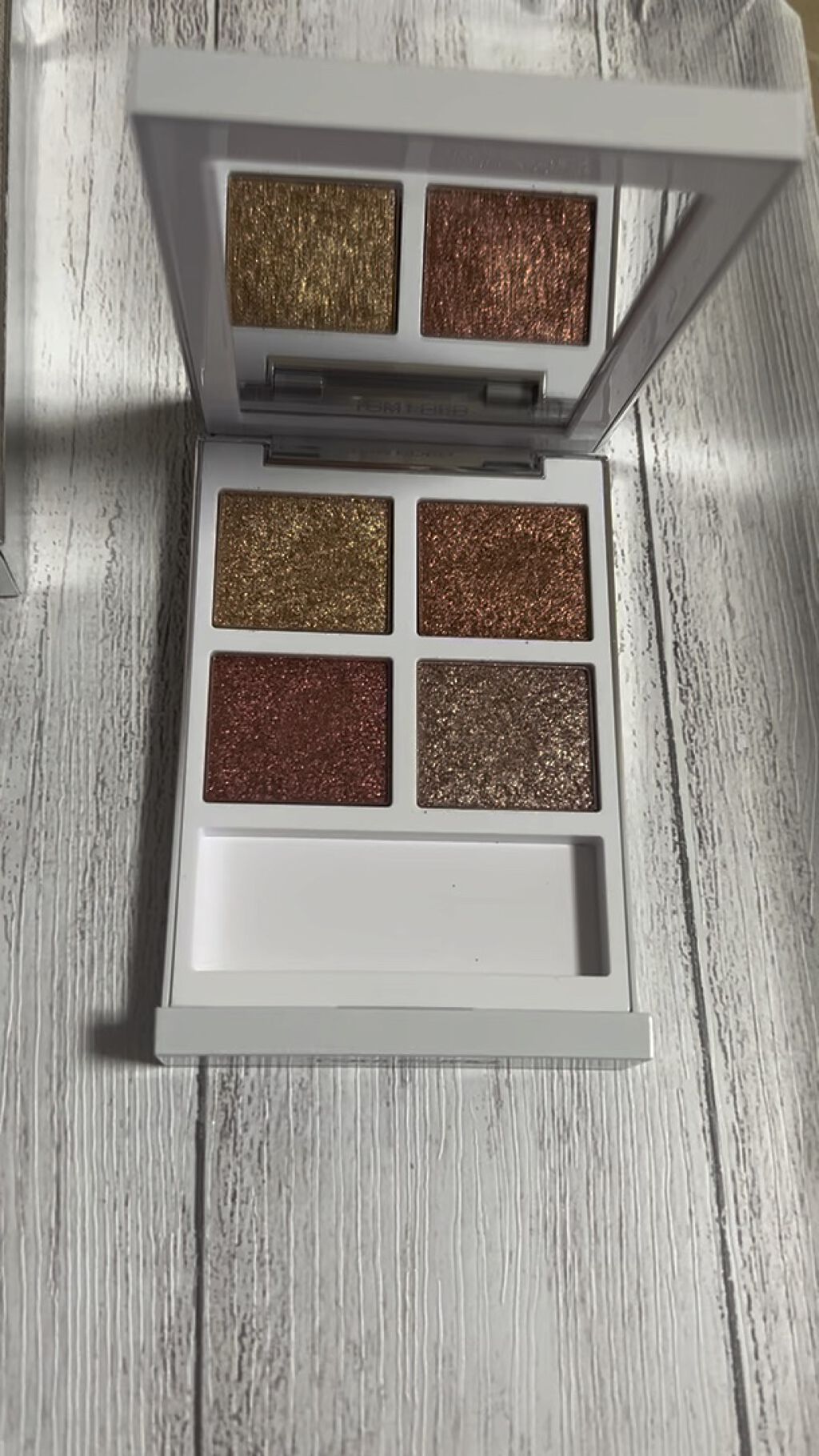 アイ カラー クォード エクストリーム/TOM FORD BEAUTY/アイシャドウパレットの人気ショート動画