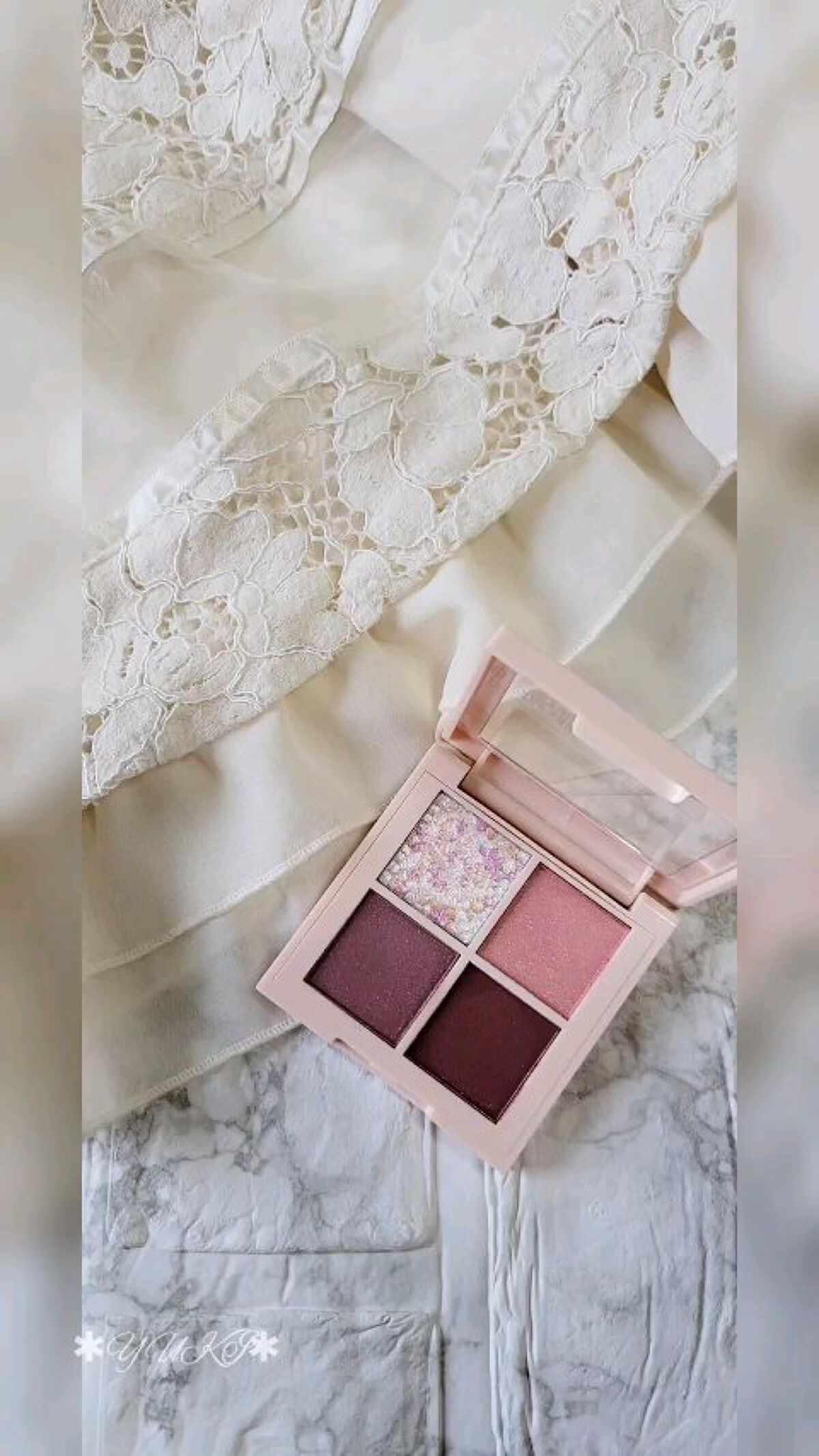 レブロン ダズル アイシャドウ クアッド/REVLON/アイシャドウパレットの人気ショート動画