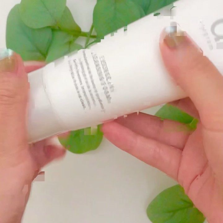 エッセンスイン クレンジングフォーム/d プログラム/洗顔フォームを使ったクチコミ（3枚目）