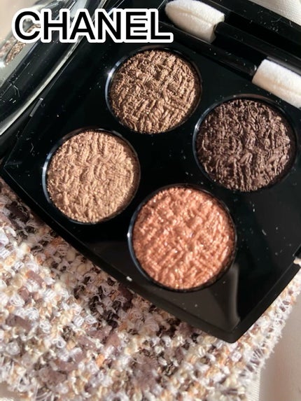 レ キャトル オンブル ツイード/CHANEL/アイシャドウパレットの人気ショート動画