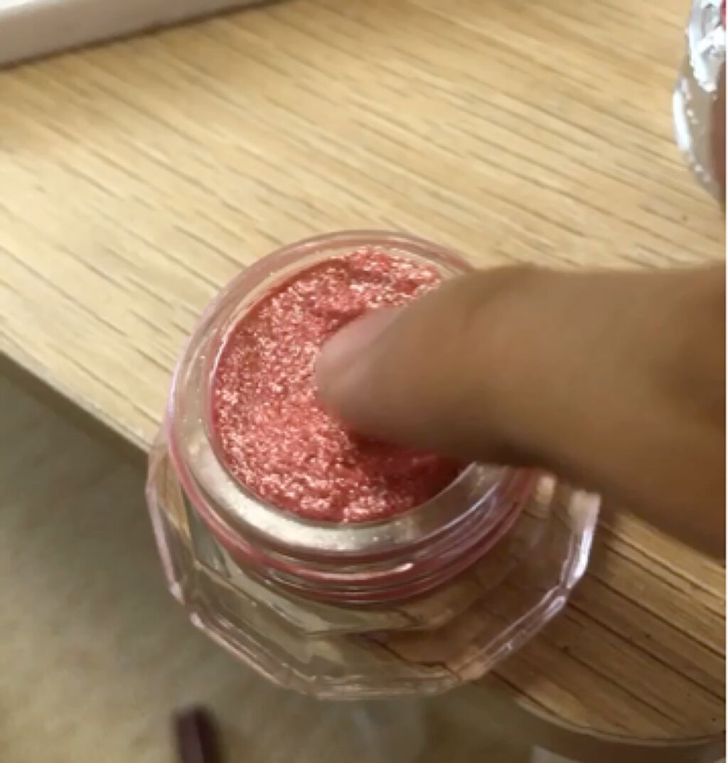 ジルスチュアート クリスタルブルーム ジェリービジュー/JILL STUART/ジェル・クリームアイシャドウを使ったクチコミ（1枚目）