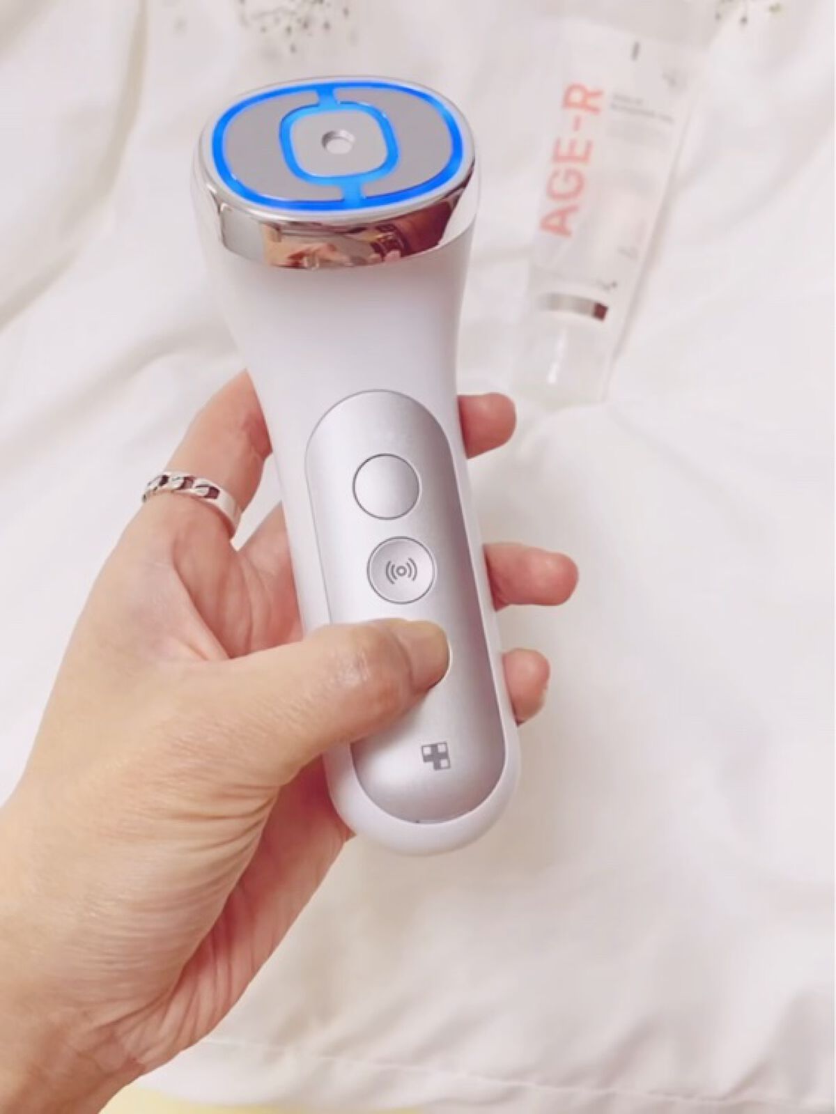 ユーセラディープショット/MEDICUBE/美顔器・マッサージを使ったクチコミ（3枚目）