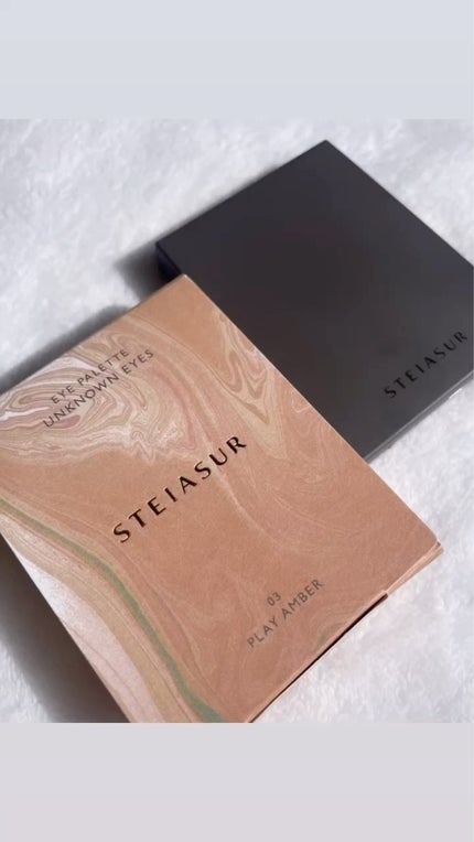 アンノウンアイズ/STEIASUR(ステイアシュール)/アイシャドウパレットの人気ショート動画