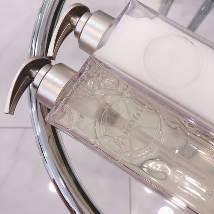 プルント モイストリッチ美容液シャンプー/モイストリッチリペア美容液トリートメント/Purunt./市販シャンプーの人気ショート動画