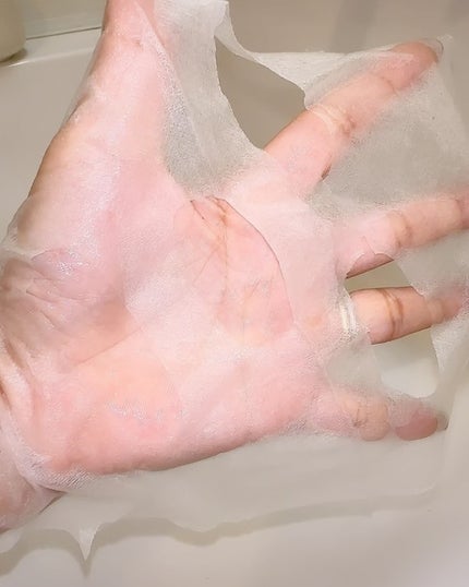 グルタチオンCグローデイリーマスク/ESTHER FORMULA/シートマスク・パックを使ったクチコミ(4枚目)