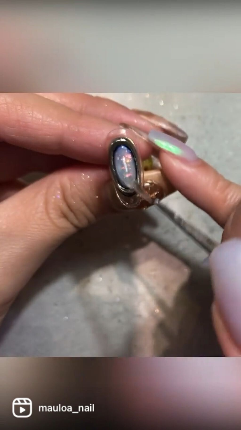 #ネイル,#ワンカラーネイル,#アートネイル,#海ネイル,#ミラーアートネイル,#夏ネイル,#くすみカラーネイル,#サマーネイル,#ジュエリーネイル,#ミラーネイル,#手書きアートネイル,#太陽ネイル,#タイル柄ネイル,#セルフネイル,#天王寺ネイルのネイルデザイン