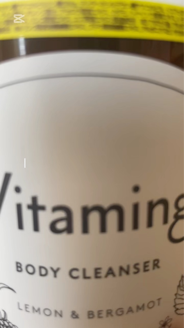 リフレッシングボディソープ(レモン＆ベルガモットの香り)/Vitaming/ボディソープを使ったクチコミ（1枚目）