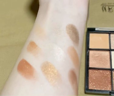 UR GLAM　BLOOMING EYE COLOR PALETTE/U R GLAM/パウダーアイシャドウを使ったクチコミ（3枚目）