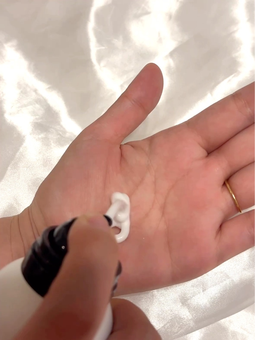 フォーファム　全身保湿ケアホイップ　モイスト/For fam/ボディクリームを使ったクチコミ（3枚目）