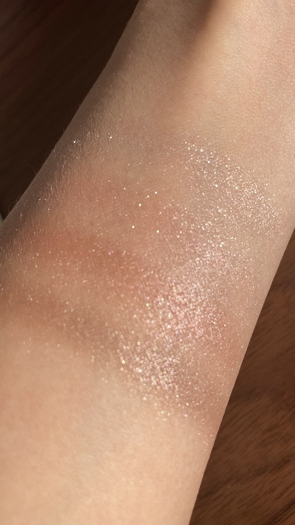 メロウ フィーリング アイズ マスカレード ナイト/ESPRIQUE/アイシャドウパレットを使ったクチコミ（1枚目）