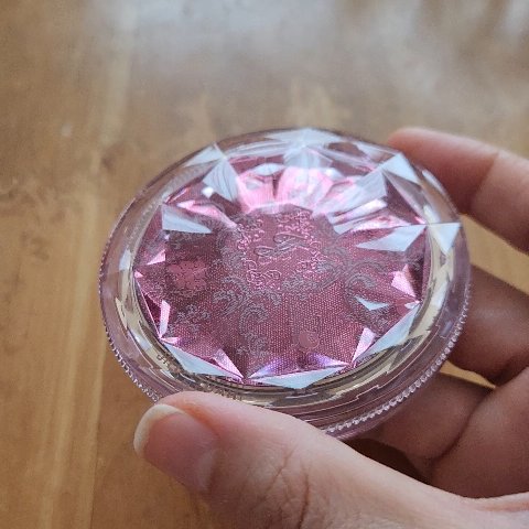 ジルスチュアート ミッドナイトチェリー コレクション/JILL STUART/メイクアップキットを使ったクチコミ（2枚目）