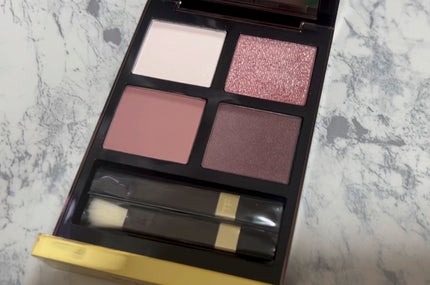 アイ カラー クォード/TOM FORD BEAUTY/アイシャドウパレットの人気ショート動画