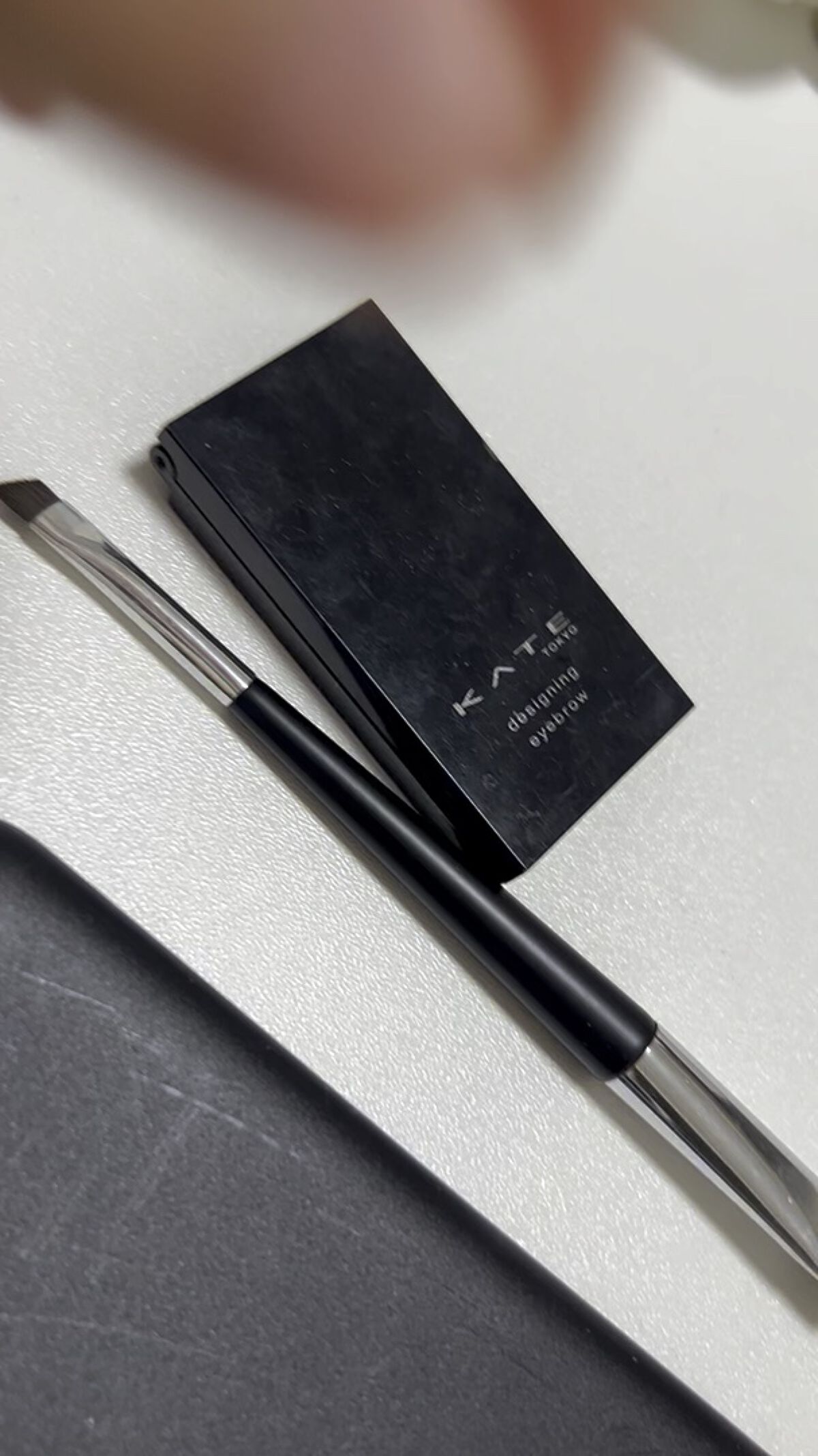 ダブルエンドアイブロウブラシ スマッジタイプ/ロージーローザ/メイクブラシの人気ショート動画