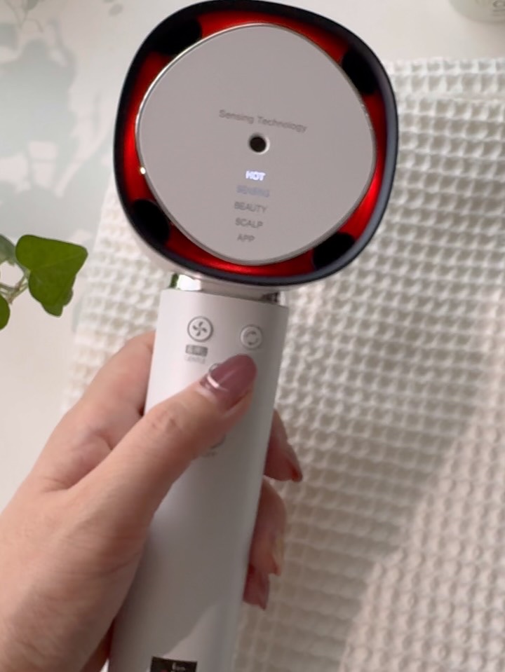 プラズマクラスタードレープフロードライヤー 900 series IB-WX902/シャープ/ドライヤーの動画クチコミ5つ目