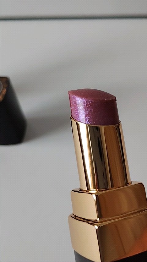 ルージュ ココ フラッシュ 272 ロザ/CHANEL/口紅を使ったクチコミ（2枚目）