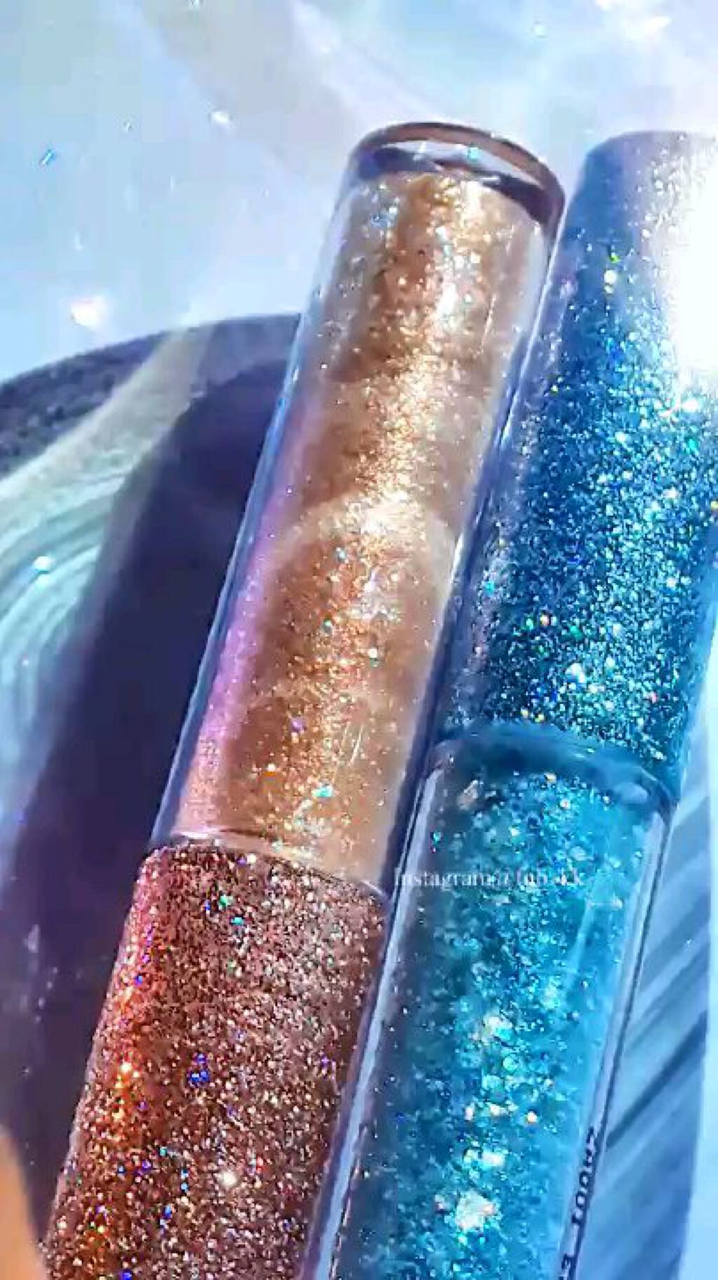 パールブリーアイグリッター/BLACK ROUGE/グリッターの人気ショート動画