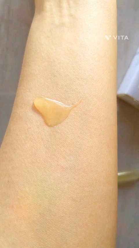 Fru:C ビタミンドロップ5包を使ってみました✨

＼無菌密封ビタミンC美容液✨／
できたてビタミンCを、新鮮なまま閉じ込めました💛

一回使い切りタイプで、衛生的です◎

ビタミンＣは空気に触れると壊れやすいので、ビタミンCをヒアルロ