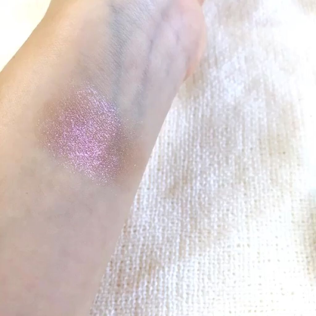 アディクション ザ アイシャドウ スパークル 014SP Rose Quartz/ADDICTION/単色アイシャドウを使ったクチコミ（3枚目）