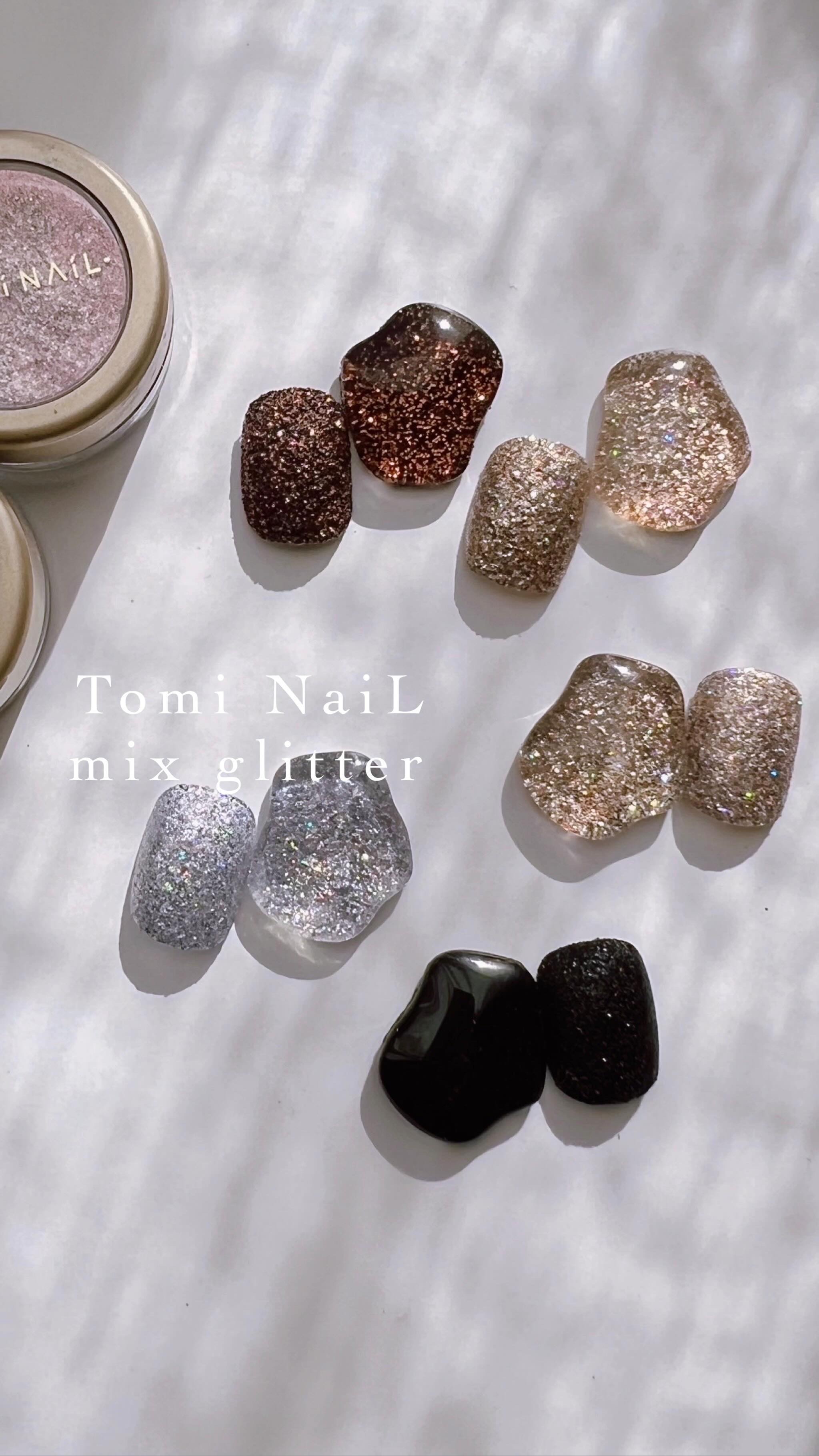 #グリッターネイル,#バレンタインネイル,#ツイードネイル,#冬ネイル,#セルフネイル,#ラメツイードネイル,#チェックネイル,#ラメネイル,#大人可愛いネイルのネイルデザイン