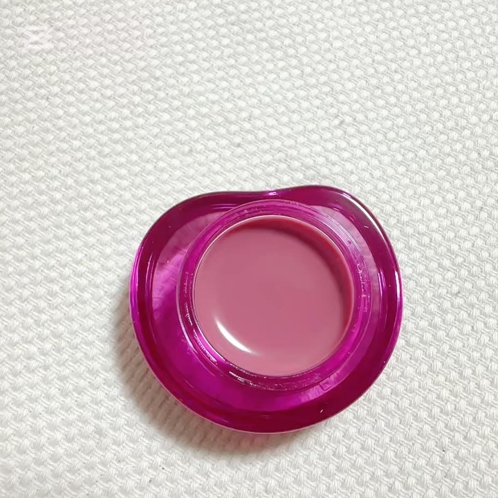 フィー リップアンドチーク グローイジェリーポット/fwee/リップグロスの動画クチコミ5つ目