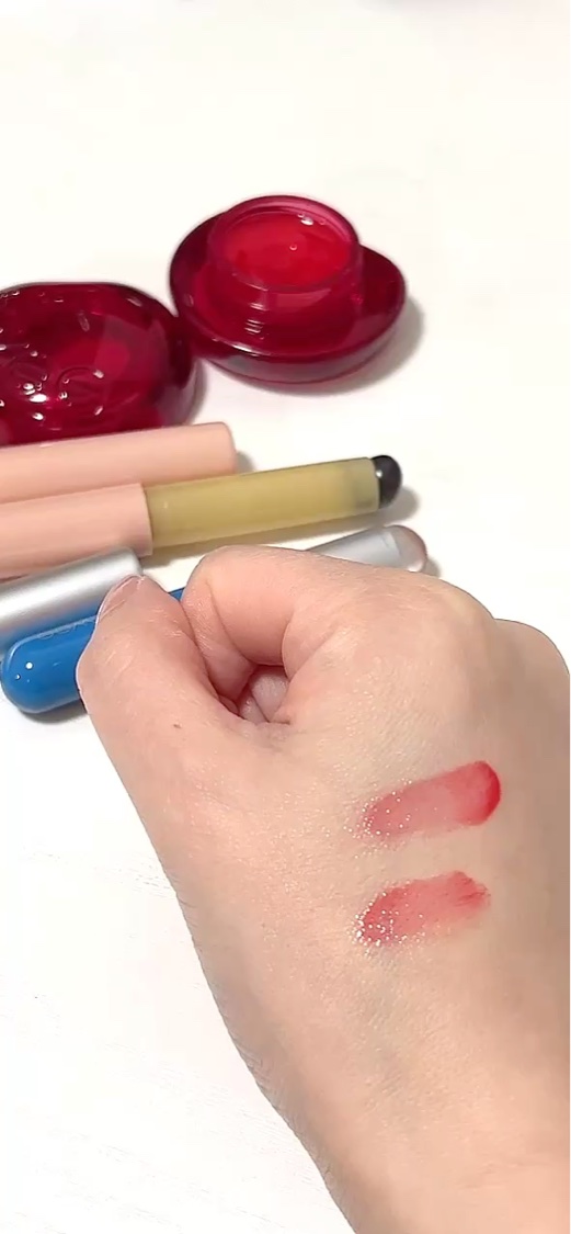 シリコーンリップブラシ/DAISO/メイクブラシを使ったクチコミ（3枚目）