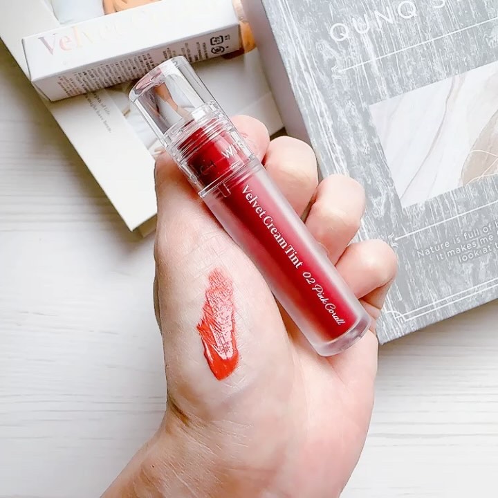 ベルベットクリームティント/Witch's Pouch/リップティントの動画クチコミ1つ目