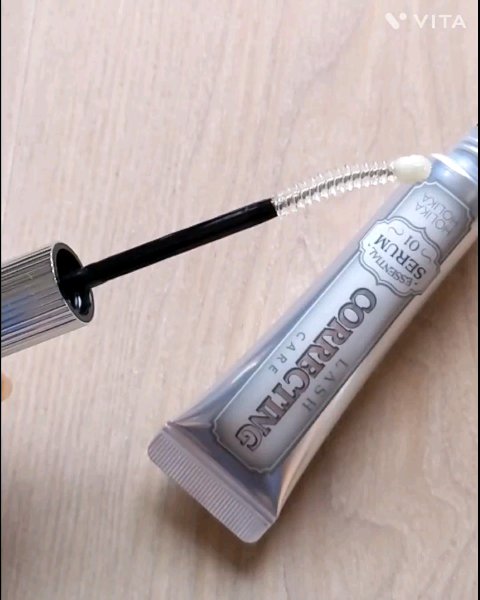 ラッシュコレクティングケア エッセンシャルセラム/HOLIKA HOLIKA/まつげ美容液の動画クチコミ2つ目