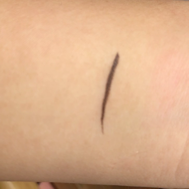 モテライナー リキッド/UZU BY FLOWFUSHI/リキッドアイライナーを使ったクチコミ（2枚目）