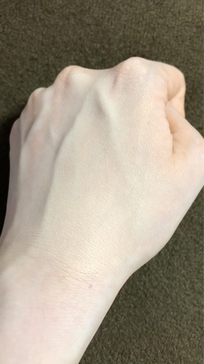 ウェイトレス スキン クッション ファンデーション SPF 40 (PA+++)/BOBBI BROWN/クッションファンデーションの動画クチコミ1つ目