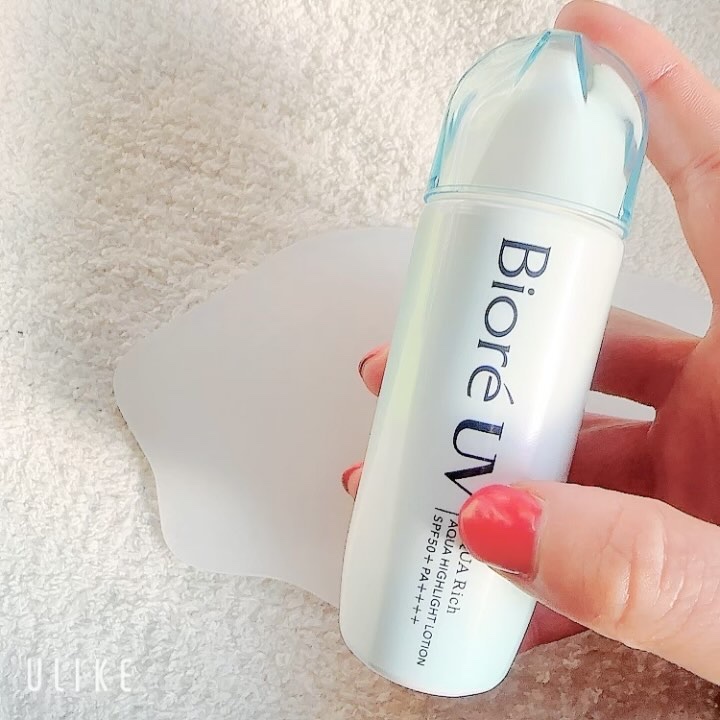 ビオレUV　アクアリッチ　アクアハイライトローション（水層ハイライトUV）/ビオレ/日焼け止めローションを使ったクチコミ（3枚目）