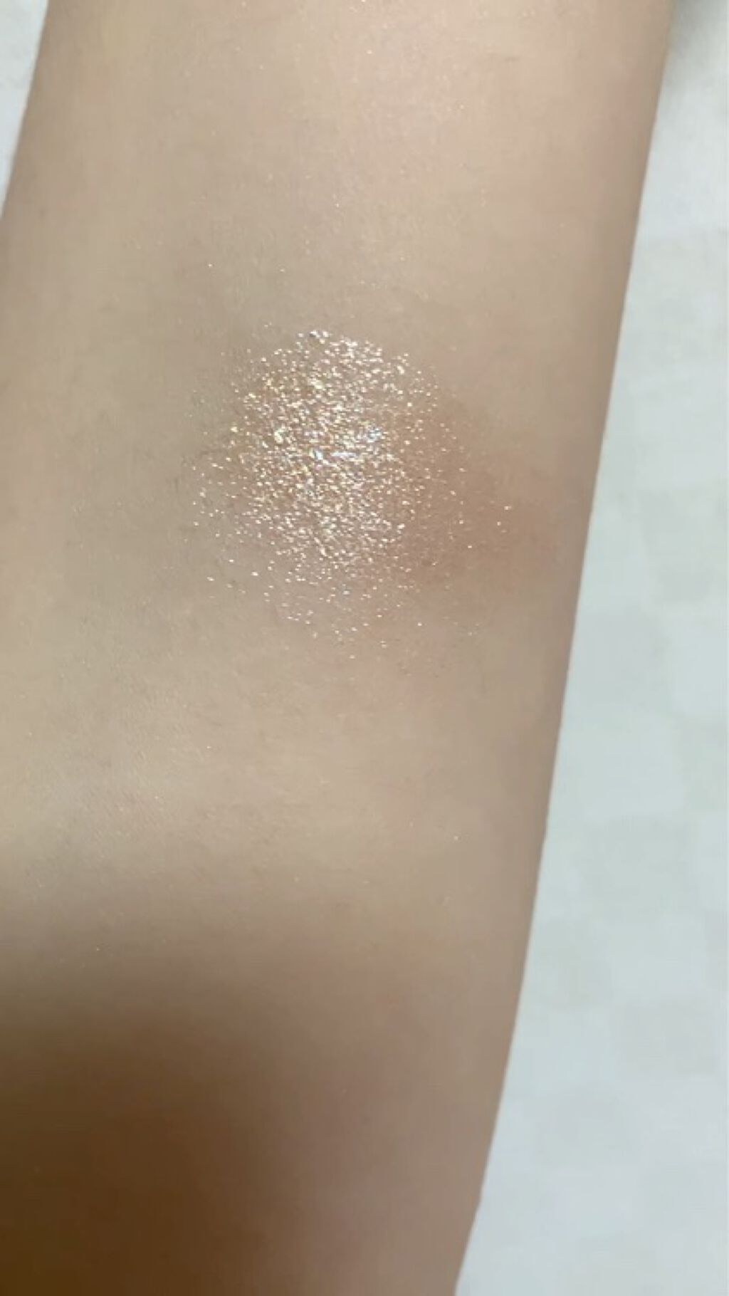 ルックアット マイアイジュエル/ETUDE/単色アイシャドウの動画クチコミ3つ目