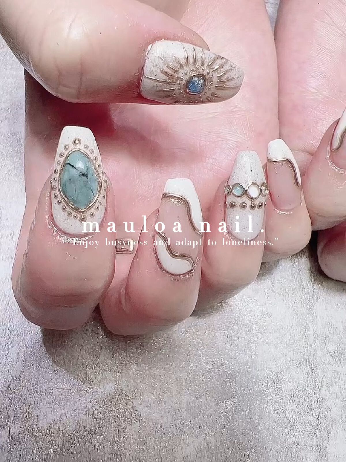 #ターコイズネイル,#ネイル,#アートネイル,#春ネイル,#ミラーアートネイル,#チークネイル,#フレンチネイル,#ピンクネイル,#ミラーネイル,#手書きアートネイル,#刺繍ネイル,#ミラーネイル,#ベビーピンクネイル,#春ネイル,#天王寺ネイルのネイルデザイン