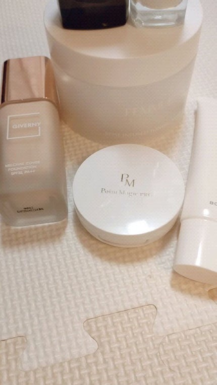 密着カバーファンデーション/GIVERNY/リキッドファンデーションの人気ショート動画