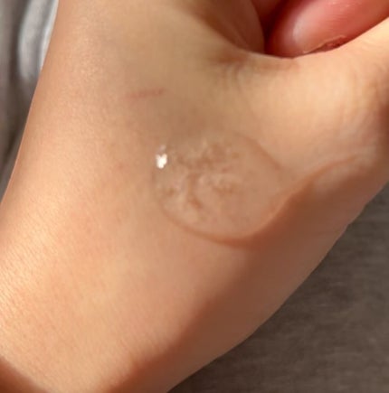 グロウオンベース ハイドラ/ETUDE/化粧下地の動画クチコミ5つ目