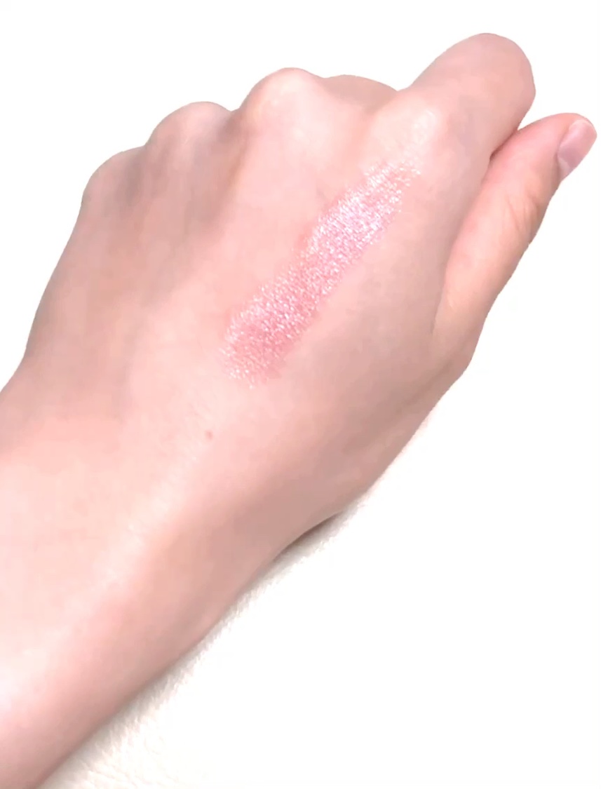 ピュア カラー エンヴィ クリスタル リップスティック/ESTEE LAUDER/口紅を使ったクチコミ（2枚目）