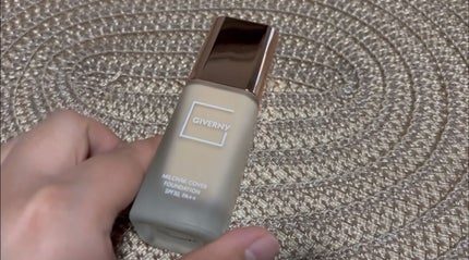 密着カバーファンデーション/GIVERNY/リキッドファンデーションの人気ショート動画