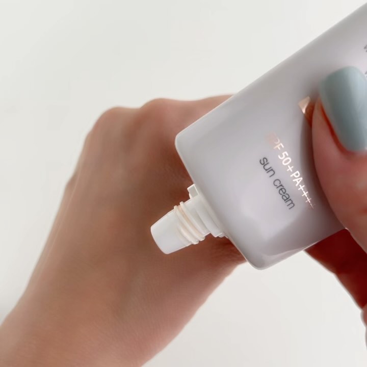 ダルバ ウォータフル トーンアップ サンクリーム(パープル)/ダルバ/日焼け止めクリームを使ったクチコミ（3枚目）