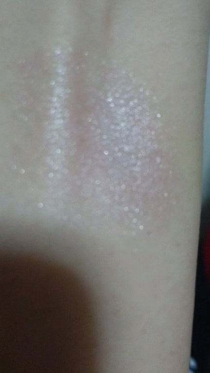 UR GLAM POWDER EYESHADOW/U R GLAM/単色アイシャドウを使ったクチコミ(3枚目)