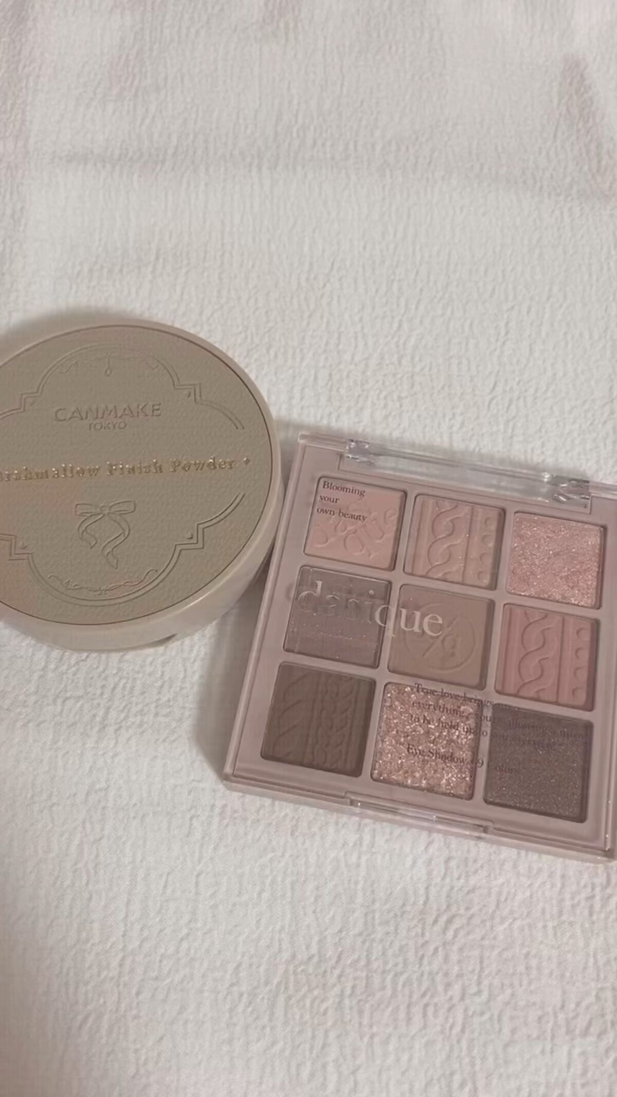 マシュマロフィニッシュパウダー　～Abloom～/キャンメイク/プレストパウダーの動画クチコミ4つ目