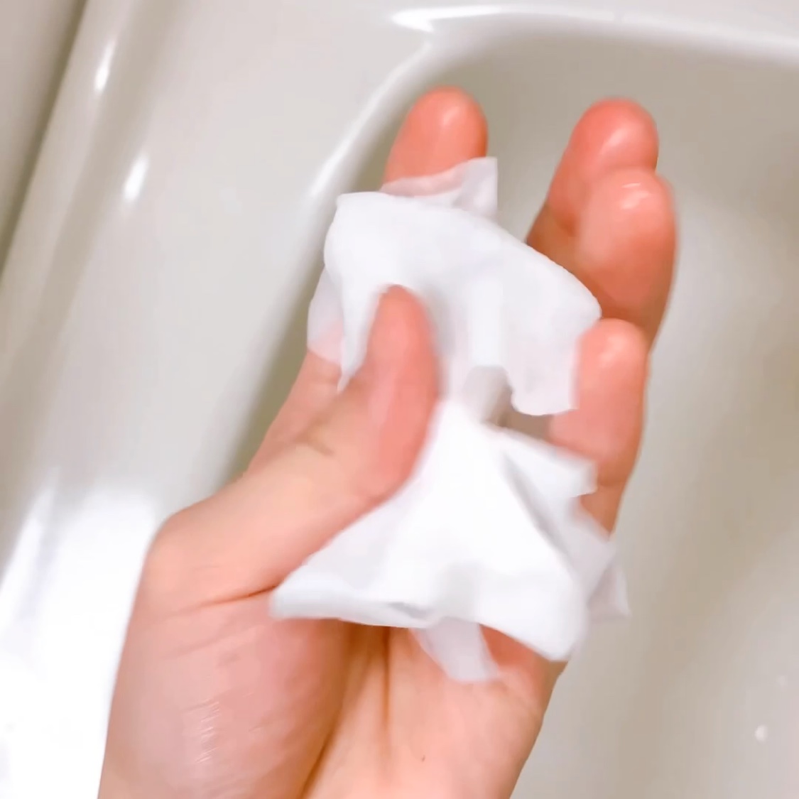 集中対策マスクMK　しっとり高保湿タイプ/メラノCC/シートマスク・パックの動画クチコミ2つ目