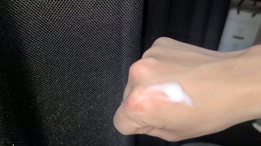 プレミアムボディミルク ホワイトニング【医薬部外品】		/ニベア/ボディミルクを使ったクチコミ（2枚目）