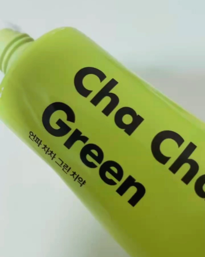 Cha Cha Charcoal Vegan Greentea Toothpaste/chacha/歯磨き粉の動画クチコミ5つ目