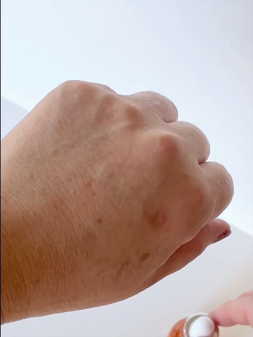 オールデイビタミンブライトニング＆バランシングフェイシャルセラム/JUMISO/美容液を使ったクチコミ（2枚目）