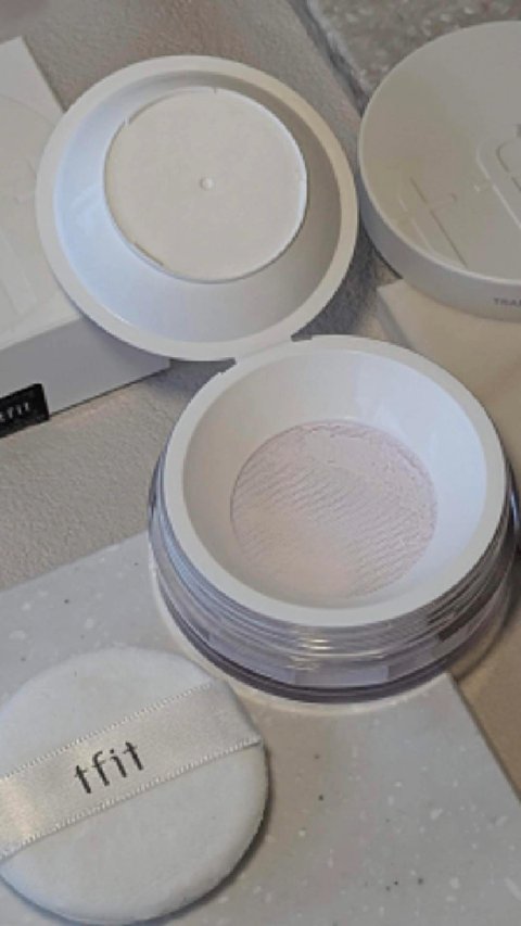 トランスルーセントセットフィニッシングパウダー/TFIT/ルースパウダーの人気ショート動画