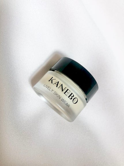 ライブリースキン ウェア/KANEBO/クリーム・エマルジョンファンデーションの人気ショート動画