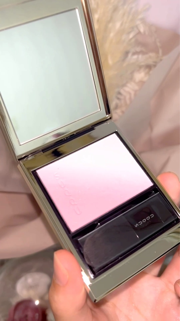 ブラーリング カラー ブラッシュ/SUQQU/パウダーチークを使ったクチコミ（3枚目）