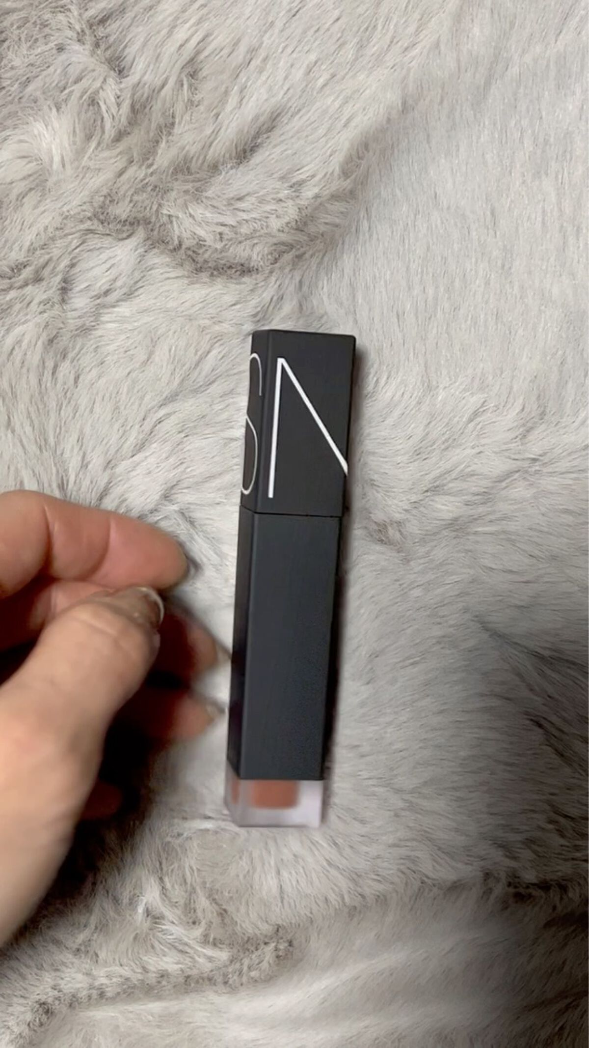  エアーマット ウルトラリップティント/NARS/リップティントの動画クチコミ5つ目