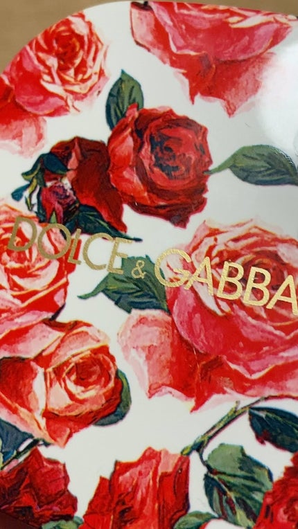 ブラッシュオブローズ ルミナスチークカラー/DOLCE&GABBANA BEAUTY/パウダーチークの人気ショート動画