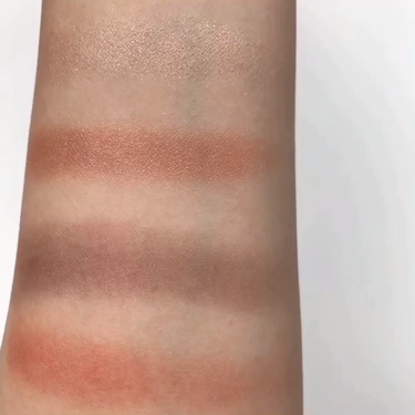 エトヴォス ミネラルアイカラーパレットのクチコミ「エトヴォス
ミネラルクラッシィシャドー
オータムリーブス
限定
¥4,000(税抜)


肌に.....」（3枚目）